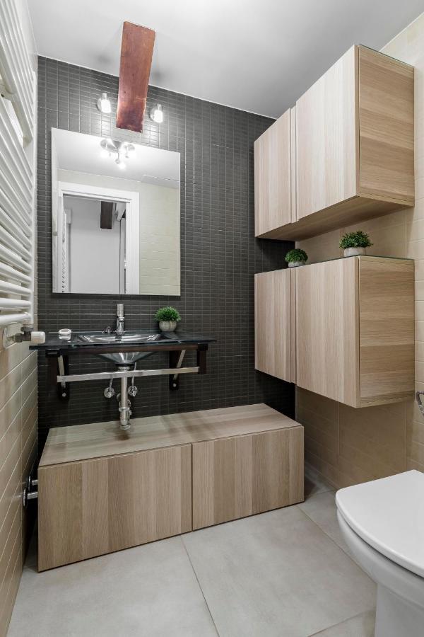 Appartamento Charming Tirso De Molina III Madrid Esterno foto