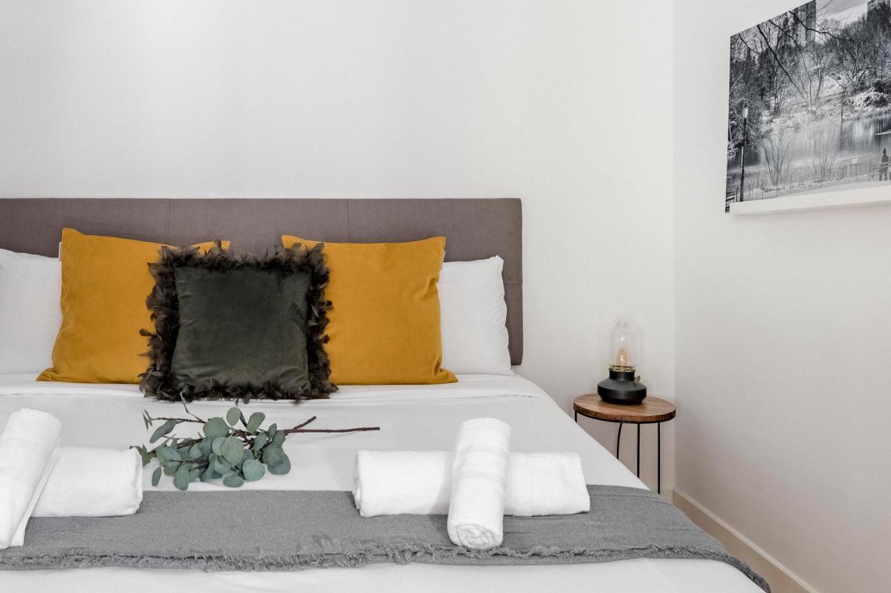 Appartamento Charming Tirso De Molina III Madrid Esterno foto