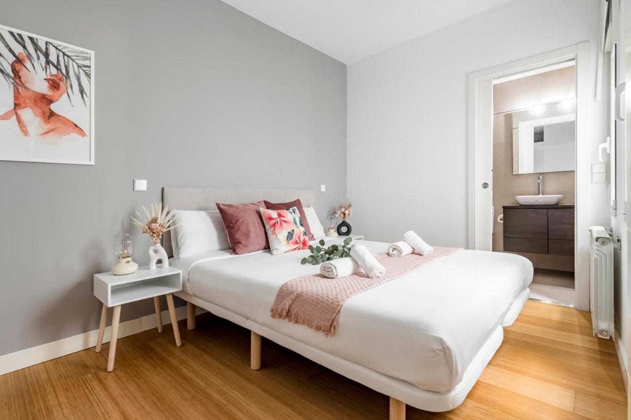 Appartamento Charming Tirso De Molina III Madrid Esterno foto